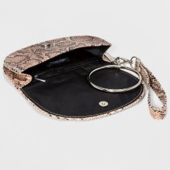 CLOSET CLEAR-OUT Crinkle Snake Clutch - Picture 3 of 4